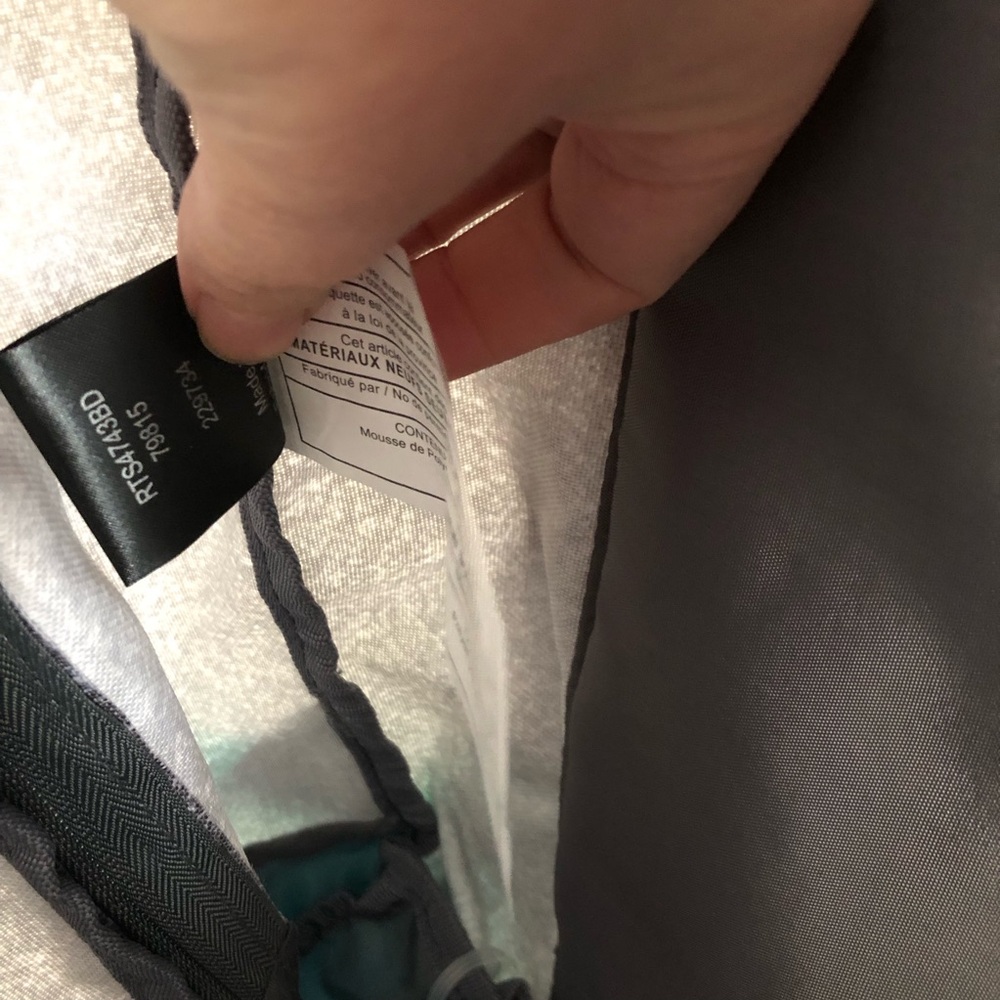 NWT Roots Student Backpack - grey / mint - Picture 11 of 13